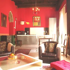 Casa Tancredi , Verona Italia